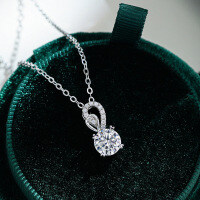 Sterling Silver 1-Carat Moissanite Pendant Necklace for Women, Classic Four-Prong Setting, Factory Direct Dropshipping-Simulated rhinestones (with chain)  925 silver