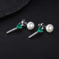 wholesale S925 Sterling Silver Fashionable Light Luxury Natural Freshwater Pearl Earrings with Natural Green Agate Ear Studs-S925 sterling silver inlaid with natural pearls + green agate 925 silver
