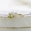 wholesale Pure silver gold-plated women's minimalist geometric ring with small fresh green peridot for jewelry 25 spring new collection-0-2