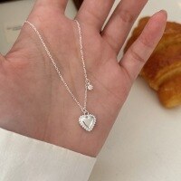 wholesale S925 Sterling Silver Korean Version Simple and Fashionable Delicate Fresh Heart-shaped Pendant Necklace for Women-Sterling silver