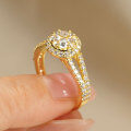 Zirconium Crossed Arms Light Luxury Cocktail Ring, Xiaohongshu Style-0-35