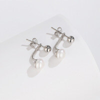 wholesale S925 Sterling Silver Japanese and Korean Minimalist Designer Elegant Pearl Ear Studs for Women, Ins Style Ear Piercing Cross-Border New Product-Shell Pearl Earrings 925 Silver