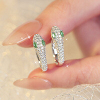 Silver S925 Green Diamond Serpent Earrings, Rose Gold Exaggerated Ear Cuffs-Snake earrings [white gold]