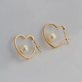 wholesale S925 Silver Plated 14k Gold Small Niche High-end Sweet Style Heart Pearl Earrings-0-0