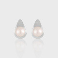 wholesale S925 Sterling Silver Geometric Minimalist Ins High-end Versatile Lustrous Inlaid Freshwater Pearl Earrings for Women-0-0