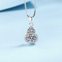 wholesale S925 Sterling Silver Moissanite Necklace Gourd Heart Pendant Minimalist Ins Style Holiday Gift for Girlfriend-1.5 carat Moissanite (with box chain)  925 silver