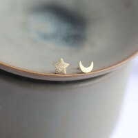 wholesale 9K gold matte sun and moon asymmetrical mini student earrings with cute stars-One star for one price