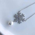 wholesale Sterling Silver Christmas Snowflake Necklace for Women with Pearl, Korean-style Minimalist Collarbone Chain, Fashionable and Luxurious Micro-Paved Jewelry for TikTok Live-0-0