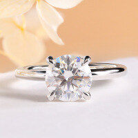 wholesale 925 Sterling Silver Gold Plated, Cross-Border New 2-Carat Moissanite Ring for Women Classic Four-Prong Moissanite Diamond Ring Jewelry Wholesale-Platinum US 5.5