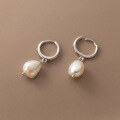 wholesale S925 silver Baroque pearl ear clips irregular short elegant French-style earrings M01784-0-4
