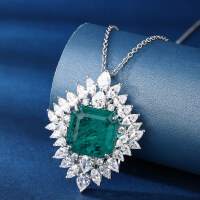 wholesale S925 Sterling Silver Pendant Full Diamond Emerald Heavy Work Inlaid Women's Cross-Border Emerald Necklace Wholesale-The pendant does not include a chain