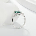 wholesale Metal Classic Three-Stone Lab-Grown Emerald Ring Simple and Fashionable Cultured Colored Gemstone Women's Ring for Daily Commute-0-2