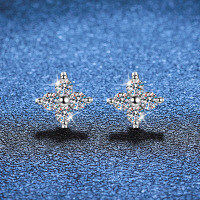 S925 Sterling Silver Cross-border Four-Leaf Clover Moissanite Earrings, D Color 80-Point-80-point Moissanite  925 Silver