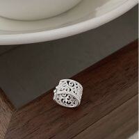 wholesale S925 Sterling Silver New Chinese Style Arabesque Pattern Ear Clip, Hollow Carved Ballet-inspired Versatile Ear Cuff For No Piercing-Plain silver