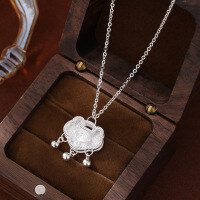 wholesale 999 Silver Ice Crushed Double Loop Four-Leaf Clover Necklace for Women, Minimalist Luxury Slim Waist Pendant Chain-002142 Peace and Longevity Lock Necklace 999 Silver>999 Silver