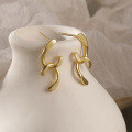 wholesale 925 Silver Irregular Retro Double C Earrings In。-0-2