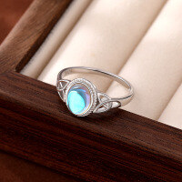 wholesale S925 sterling silver oval moonstone ring for women, lightweight luxury, niche fashion, elegant and delicate index finger ring-Platinum>US No. 8#