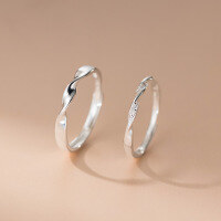 wholesale 999 Silver Nalan Möbius Ring Couple Rings, Ins Style, Niche and Minimalist Twisted Twist Pair Ring R02443-999 Pure Silver Ring for Women &gt; Adjustable Opening