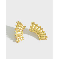 wholesale S925 sterling silver Lira earrings, Korean version, Instagram-inspired original design, niche style, wholesale for women-18K gold [with sterling silver ear plugs]  925 silver