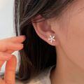 wholesale S925 Sterling Silver Korean-style Small Floral Stud Earrings for Women, Niche Luxury, Exquisite and Trendy with a Designer Touch-0-3