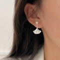 wholesale S925 Sterling Silver Korean Version Minimalist Ginkgo Leaf Ear Studs Women Small Pearl Earrings Trendy-0-3