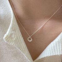 wholesale S925 Sterling Silver Circular Pendant Necklace Minimalist Geometric Circle Necklace Sweet Niche Design Collarbone Chain D9688-S925 Silver Necklace 925 Silver