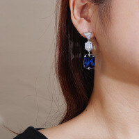 wholesale S925 Sterling Silver Ice Flower Cut Earrings Inlaid with High-Carbon Diamond Zircon and Emerald Ear Studs for Women, Ins Style, Available for Dropshipping and Wholesale-blue