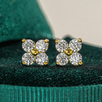 S925 Silver Gold-Plated D Color Moissanite Small Four-Leaf Clover Earrings-Set with 0.8CT moissanite  925 silver