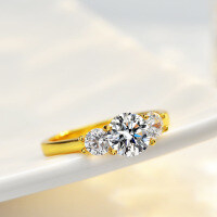 14K Gold Plated S925 Silver 1 Carat 6.5MM Round Moissanite Women's Ring-Main diamond 1 carat, smaller diamonds 30 points (set with moissanite) - 12 yards