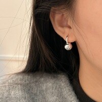 wholesale S925 Sterling Silver Korean-style Ballpoint Ear Clips for Women, Designed with a Sense of Light Luxury, Ins-inspired Forest Aesthetic Geometric Earrings-Sterling silver