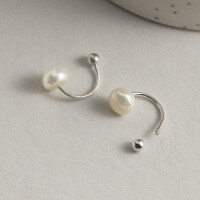 wholesale S925 Silver Arc-shaped Pearl Threaded Bead Earrings Retro French Minimalist Design Small Batch Ear Accessories G8347-S925 silver earrings gold 925 silver