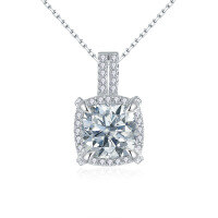 wholesale S925 silver gold-plated square bezel set necklace with new 25ct cushion cut moissanite-2.5 carats>S925