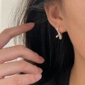 wholesale S925 Sterling Silver Cross Ear Clip for Women, New Korean Style Fashion Trend Minimalist Earrings, Cold Tone-0-1