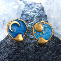 wholesale S925 Silver Cross-border Personalized Vintage Sun and Moon Resin Earrings Women's Exaggerated Style Ins Fashion Earrings-xb211-gold