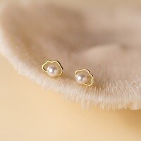 wholesale S925 Sterling Silver Cloud-Design Earrings with Synthetic Pearl, Small and Exquisite, High-End Auspicious Cloud Earrings M02390-S925 silver pair silver 925 silver