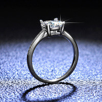 S925 Silver Four-Prong Princess-Cut Moissanite Ring for Women, Live Stream Supply-1 carat (zircon)  18 yards