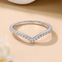 wholesale Fashionable and versatile S925 sterling silver plated with 18K gold moissanite V-shaped row diamond ring for women wholesale-Platinum Port 10 (US$4.75)