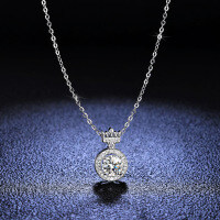 925 Silver 1 Carat Moissanite Princess Crown Pendant Necklace-1 carat zircon (with necklace)  925 silver