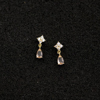 wholesale S925 Silver Inlaid Diamond Four-Leaf Clover Waterdrop Ear Studs Korean Short Style Minimalist Elegant Ear Accessories M02068-S925 silver pair gold 925 silver