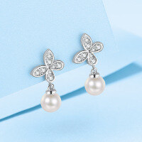 wholesale 925 Silver Vintage Pearl Earrings Moissanite Small Design Earrings Women Fashion Elegant Butterfly Earrings Wholesale-40 points Moissanite + Freshwater Pearl &gt; 925 Silver