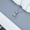 wholesale S925 Sterling Silver Small Fresh Fashion Light Luxury Zircon Ginkgo Leaf Women's Exquisite and Elegant Versatile Necklace Wholesale-0-1