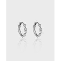 wholesale S925 Sterling Silver Korean Version Ins Minimalist Design Versatile Rice Grain Olive Bead Textured Ear Clips for Women-Platinum 925 silver