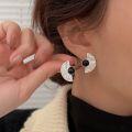 wholesale S925 Sterling Silver Fan-Shaped Black Onyx Stud Earrings Women Korean New Trendy Versatile Geometric Earrings Jewelry-0-2