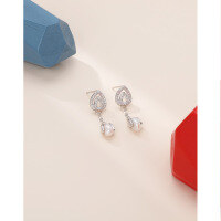 wholesale Sterling Silver S925 Freshwater Pearl Earrings with Diamond Accents, Fashionable and Minimalist Korean Style Long Drop Earrings for Women-Freshwater Pearl Earrings with Plastic Earplugs  925 Silver