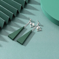 wholesale S925 silver Korean-style small fresh green triangle earrings sweet wooden ear accessories wholesale-Fashion earrings [without white fungus plug]