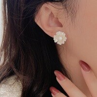 wholesale S925 silver natural freshwater pearl camellia earrings for women, small and elegant, high-end petal earrings-Sterling silver