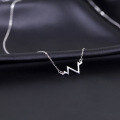 wholesale S925 Sterling Silver W Letter Necklace, Light Luxury Niche Summer English Collarbone Chain, Ins Minimalist Style Simple Jewelry-0-4