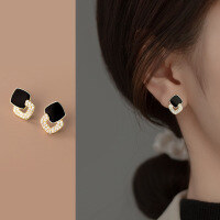 wholesale S925 silver short elegant diamond-inlaid hollow square earrings for women, Korean-style sweet ear accessories M01065-S925 silver pair silver model 925 silver