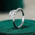 S925 Sterling Silver Light Luxury Cross-Border Moissanite 1 Carat Four-Prong Ring for Women-0-0