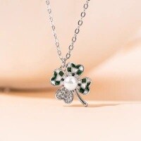 wholesale S925 metal maker four-leaf clover necklace, Korean-style trendy zircon fashion color-blocking petal necklace for women, ready stock wholesale-Checkerboard Clover Necklace>925 Silver